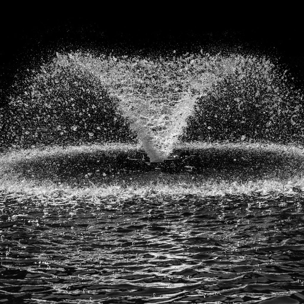 clickerhappy fountain 2498605 1280